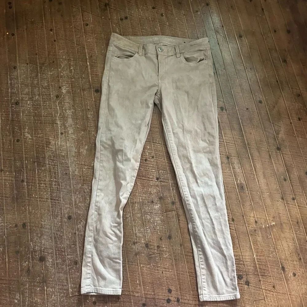 American Eagle super stretch size 10 tea stain jeggings